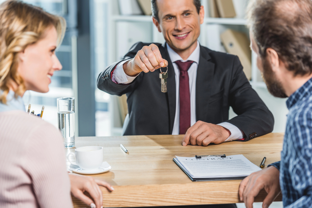 real estate agents in Hamilton